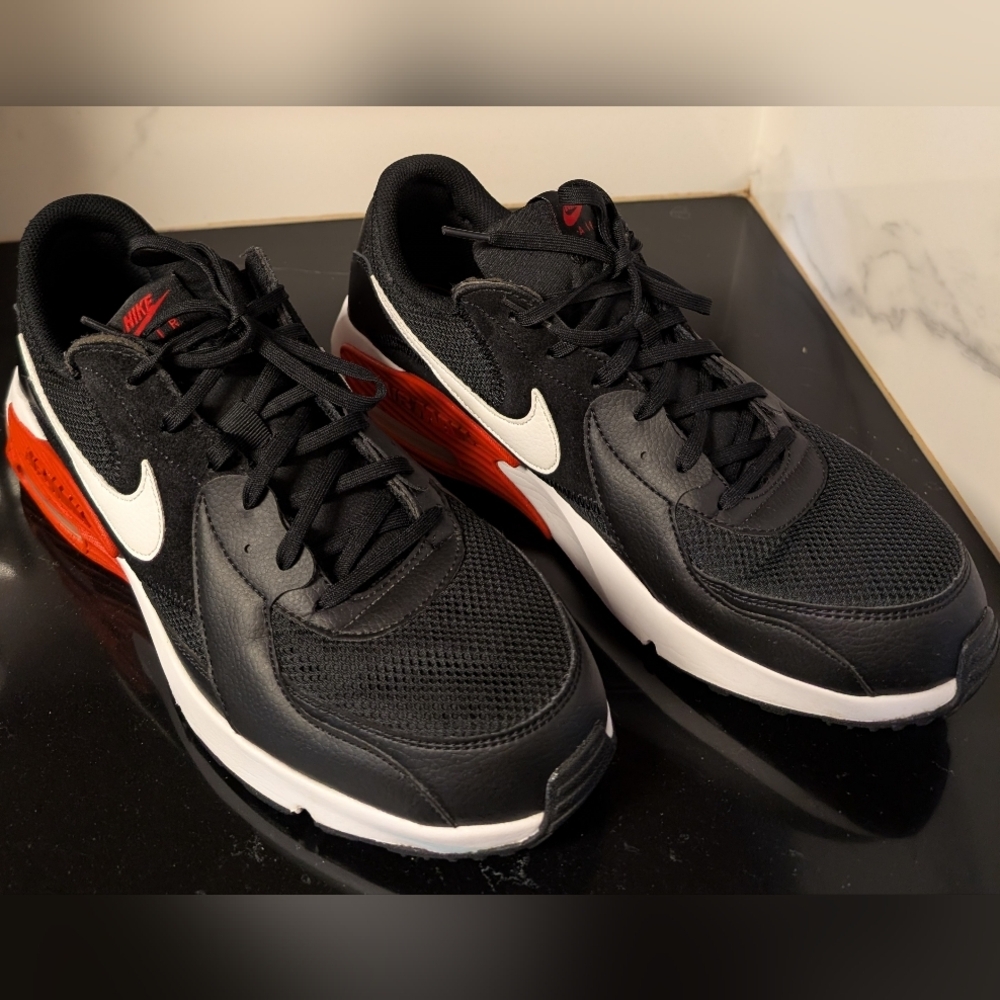 Nike Men's Air Max Excee Bred Sneakers Size 12 MSRP $110 - Picture 4 of 11